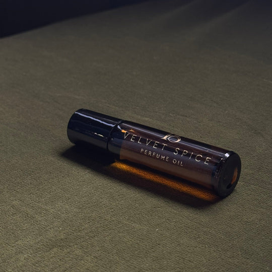 small pocket sized perfume oil velvet spice